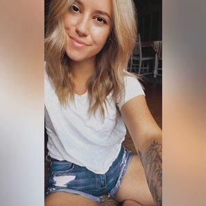 Meet your Posher, Lauryn